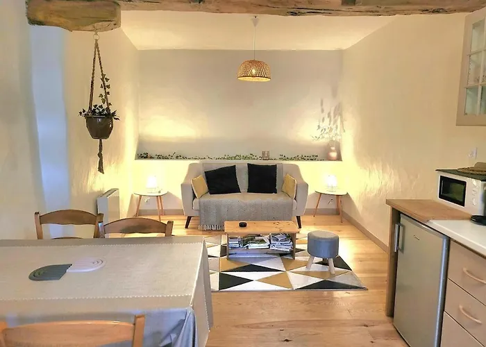 Maison Typique Dans La Bastide Medievale