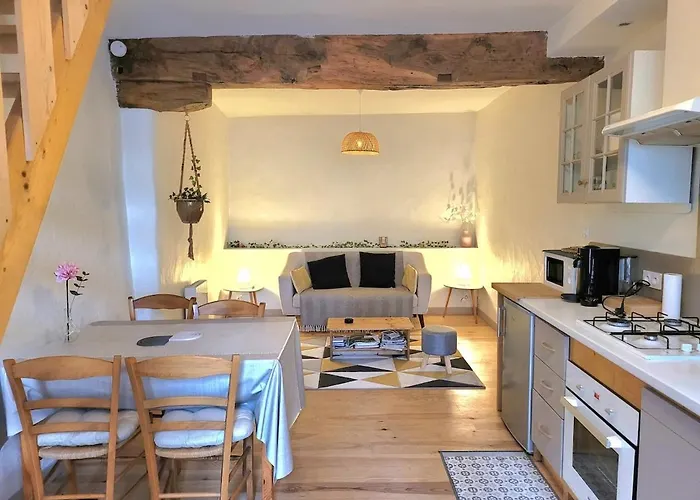 Maison Typique Dans La Bastide Medievale