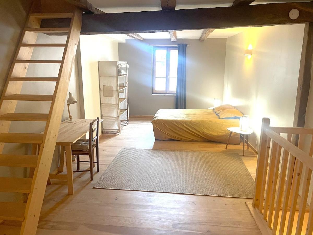 Maison Typique Dans La Bastide Medievale Hébergement de vacances Villefranche-de-Rouergue