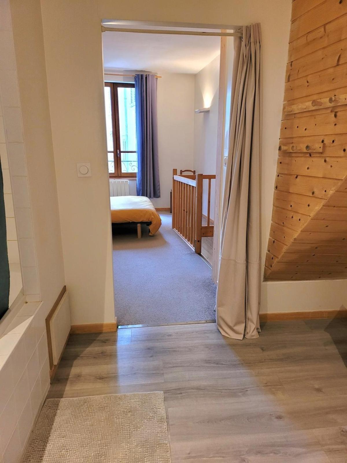 Maison Typique Dans La Bastide Medievale Hébergement de vacances